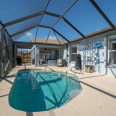 Oceanview Haven - 2Br Beach Townhome With Patio, Shared Heated Pool Steps From Paradise Beach Park! Melbourne Exterior photo