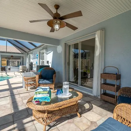 Oceanview Haven - 2Br Beach Townhome With Patio, Shared Heated Pool Steps From Paradise Beach Park! Melbourne Exterior photo